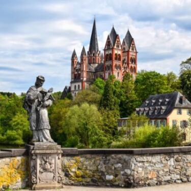 Ansicht des Limburger Doms als Symbol für die Stadt Limburg